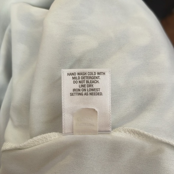 Camryn black and white lined midi dress with keyhole neckline. Size 16W - Picture 10 of 10